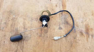 Kymco People GT 125 - 200 üzemanyag szintjelző - kép 1