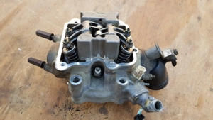 Kymco People GT 200 hengerfej - kép 8