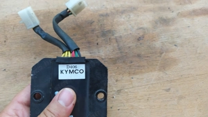 Kymco People S 250 feszültségszabályzó - kép 5