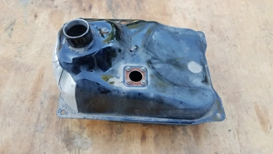 Yamaha Majesty YP 250 üzemanyag tank - kép 5