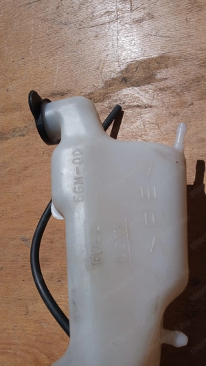 Yamaha Majesty YP 250 kiegyenlítő tartály - kép 2