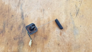 Yamaha Majesty YP 250 üzemanyag szintjelző - kép 5