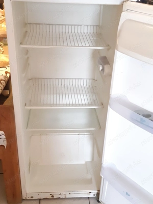 Whirlpool ART561 A 247L-es hűtőgép működő