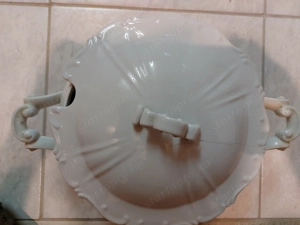 Hajszálrepedt fedelű Zsolnay levesestál - kép 3