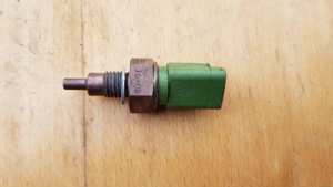 Peugeot Satelis 400 vízhőfok jeladó - kép 4