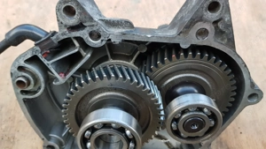 Peugeot Satelis 400 hátsó végáttétel - kép 2