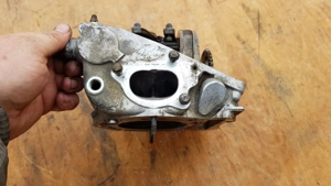 Peugeot Satelis 400 hengerfej - kép 8