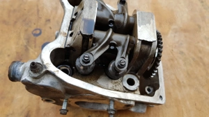 Peugeot Satelis 400 hengerfej - kép 9