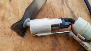 Peugeot Satelis 400 benzinpumpa - kép 6