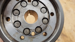 Peugeot Satelis 400 lendkerék - kép 6