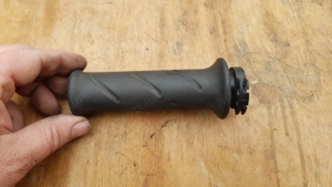 Peugeot Satelis 400 gázkar