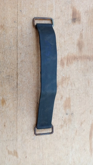 Suzuki Burgman UH 125 - 150 akkumulátor rögzítő gumi