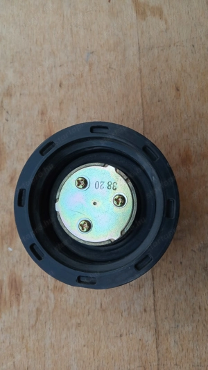 Suzuki Burgman UH 125 - 150 tanksapka - kép 2