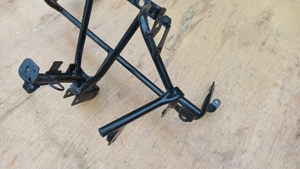 Suzuki Burgman UH 125 - 150 első idomtartó konzol - kép 4