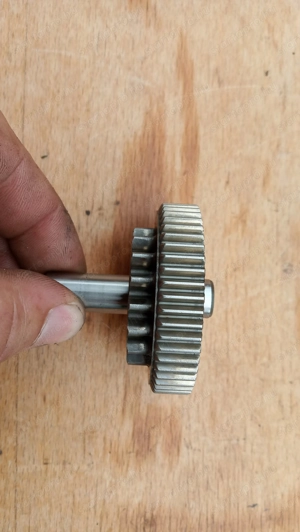 Suzuki Burgman UH 125 - 150 közlőkerék - kép 2