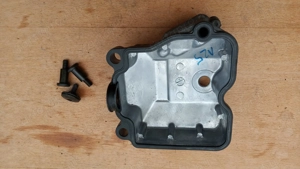 Suzuki Burgman UH 125 - 150 szelepfedél - kép 3