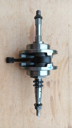 Suzuki Burgman UH 125 - 150 főtengely