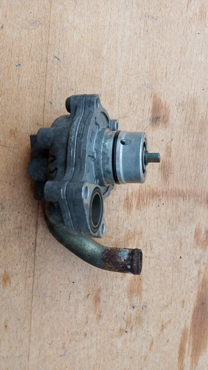 Suzuki Burgman UH 125 - 150 vízpumpa - kép 6