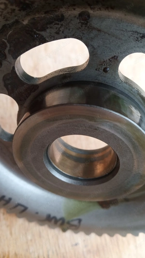 Suzuki Burgman UH 125 - 150 szabadonfutó - kép 4