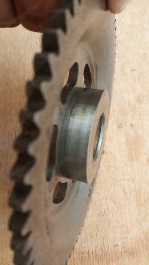 Suzuki Burgman UH 125 - 150 szabadonfutó - kép 3