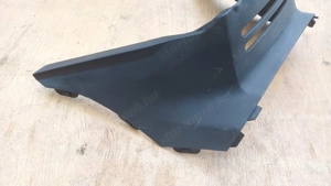 Suzuki Burgman UH 125 - 150 ülés alatti műanyag - kép 2