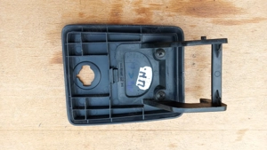 Suzuki Burgman UH 125 - 150 tank ajtó - kép 2