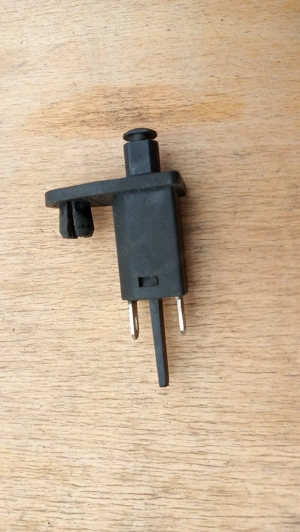 Piaggio Beverly 200 sisaktartó világítás kapcsoló - kép 2