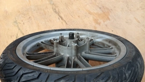 Piaggio Beverly 200 első kerék - kép 4