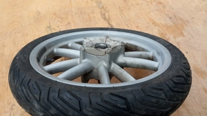 Piaggio Beverly 200 első kerék - kép 2