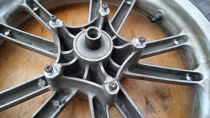 Piaggio Beverly 200 első kerék - kép 5