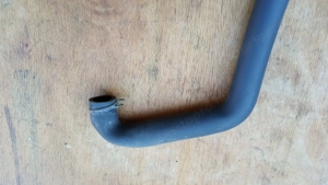 Kymco People S 250 - 300 kartergázcső légszűrő házhoz - kép 2