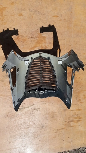 Kymco People S 250 - 300 i.e első idom ezüst sérült - kép 4