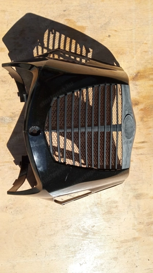 Kymco People S 250 - 300 i.e első idom fekete - kép 4