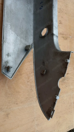 Kymco People S 250 - 300 i.e ülés alatti idom jobbos - kép 7