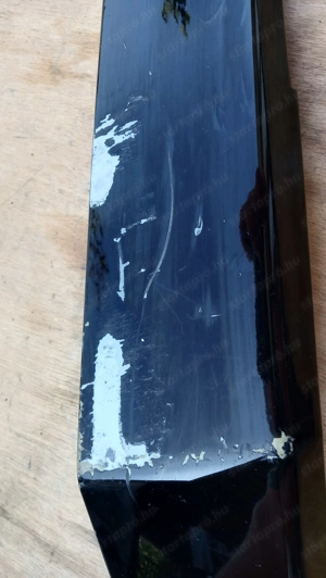 Kymco People S 250 - 300 i.e taposó alatti idom jobbos sérült - kép 4