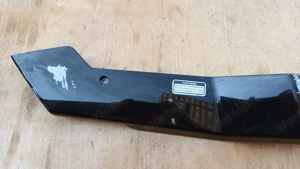 Kymco People S 250 - 300 i.e taposó alatti idom jobbos sérült - kép 8