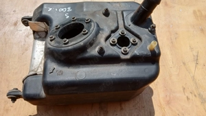 Kymco People S 250 - 300 i.e üzemanyag tank - kép 3