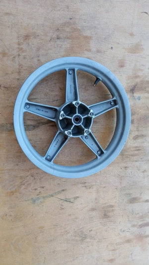 Kymco People S 250 - 300 első felni - kép 4