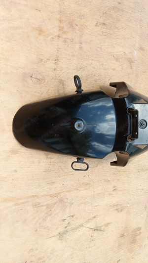 Kymco People S 250 - 300 első sárvédő fekete - kép 3