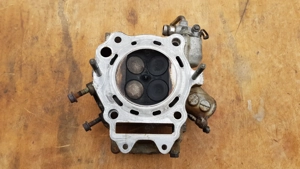 Benelli Velvet 400 hengerfej