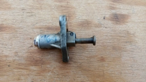 Malaguti Blog 125 - 160 i.e vezérműlánc feszítő patron - kép 3