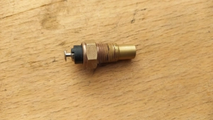 Yamaha Majesty 125 - 180 vízhőmérséklet érzékelő - kép 3