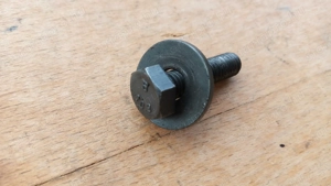 Aprilia Leonardo 125 - 150 főtengely csavar gyújtás felőli - kép 2