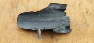 Aprilia Leonardo 125 - 150 hátsó kerék feletti idom - kép 2