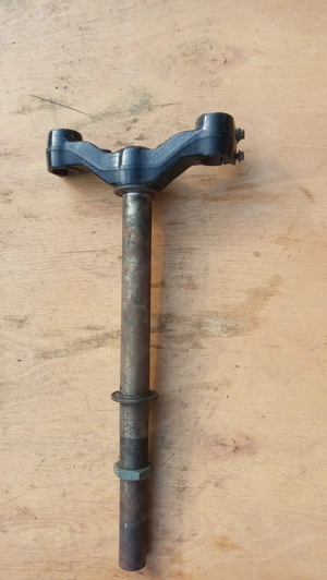 Aprilia leonardo 125 - 150 T szár kormányszár kormányoszlop - kép 2