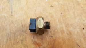 Aprilia leonardo 125 - 150 ventilátor hőkapcsoló - kép 4