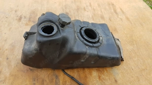 Piaggio Beverly Tourer 400 üzemanyag tank - kép 2