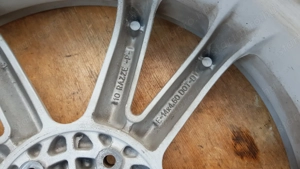 Piaggio Beverly Tourer 400 hátsó felni - kép 6