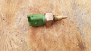 Piaggio Beverly Tourer 400 vízhőfok jeladó - kép 4