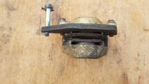 Piaggio Beverly Tourer 400 hátsó féknyereg - kép 3